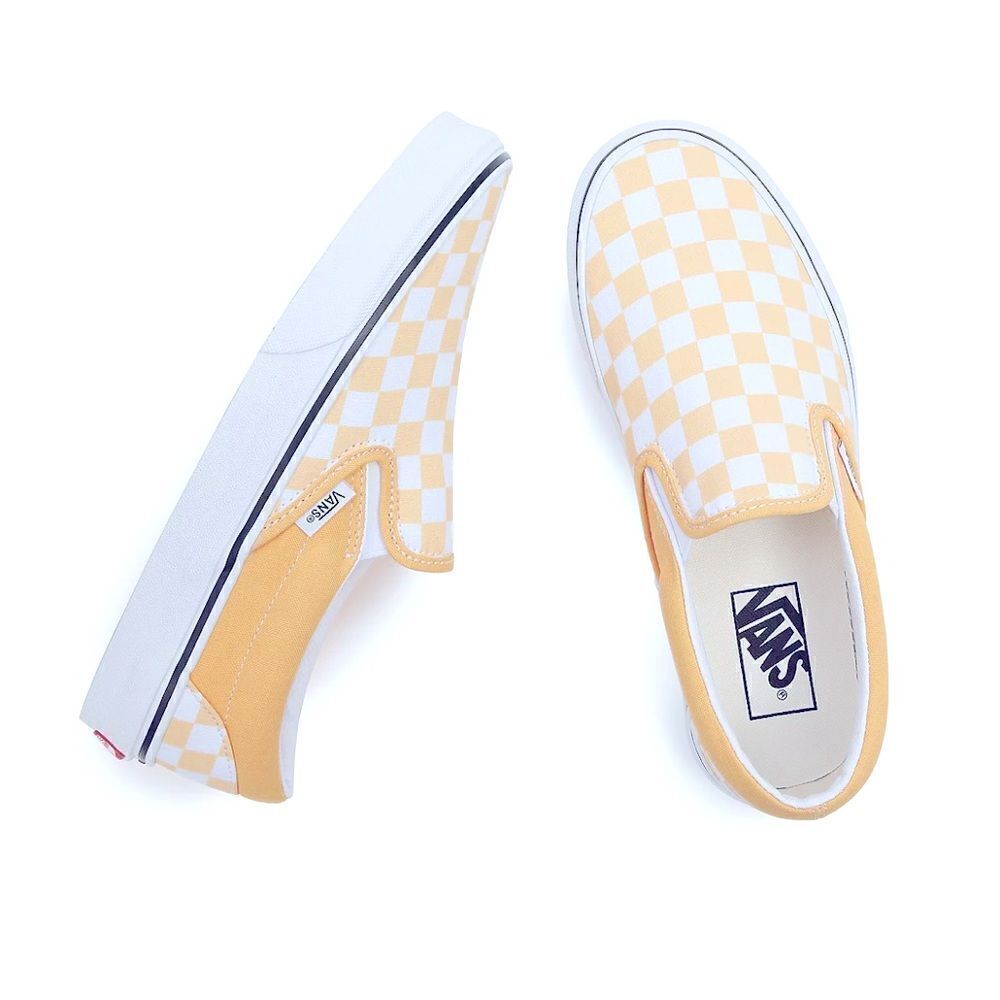 VAN’s Classic slip on YELLOW & WHITE checkerboard; Size U.S. Missy 5.5 Euro 37